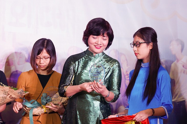 하노이 국가 외국어 대학, 한국문화의 날 개최 - ảnh 2