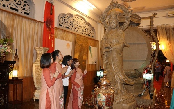 호치민에서 전통적인 민족 전통의 불교 전시회가 열립니다. - ảnh 1