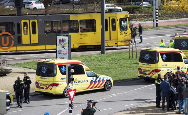 네덜란드 트램 안에서 총격 3명 사망… 테러경계 발령 - ảnh 1