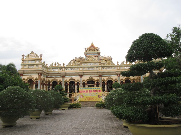 Chùa Vĩnh Tràng – nét giao thoa kiến trúc Đông Tây tinh tế - ảnh 2