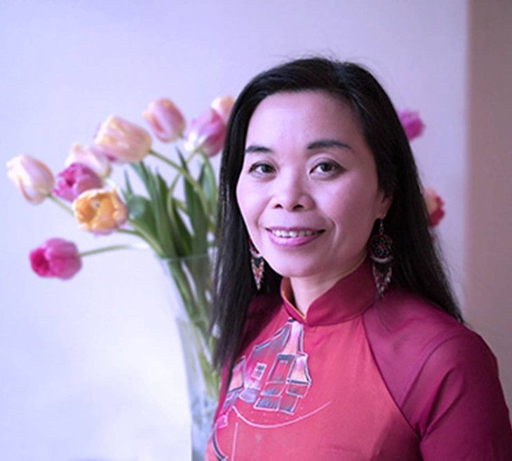 Nhà thơ Nguyễn Phan Quế Mai: “Những nhà văn người Mỹ gốc Việt đang đưa tiếng Việt vào tiếng Anh“ - ảnh 1