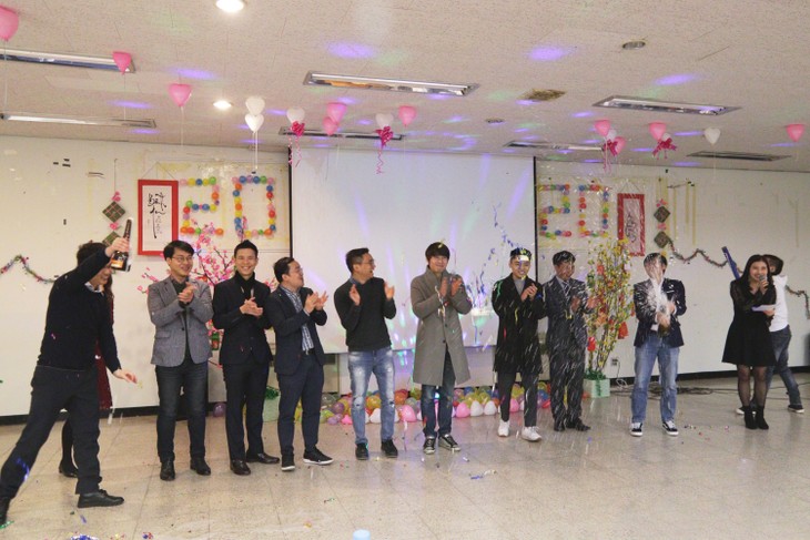 Tưng bừng ngày hội cuối năm và Chào xuân 2020 của Du học sinh Việt Nam tại Hàn Quốc - ảnh 7