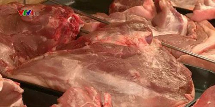 Bộ Nông nghiệp và Phát triển nông thôn yêu cầu doanh nghiệp giảm giá thịt lợn - ảnh 1