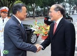 Kunjungan Ketua Senat  Thailand Teeradej Meepien di Vietnam berakhir  - ảnh 1