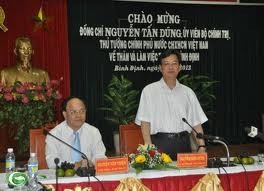 Perdana Menteri Vietnam Nguyen Tan Dung berkunjung di propinsi Binh Dinh  - ảnh 2