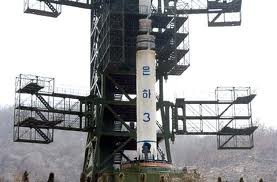 Panasnya yang dipancarkan satelit  Kwangmyongsong 3 . - ảnh 1
