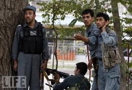 Keamanan:  warna abu-abu di Afghanistan - ảnh 2