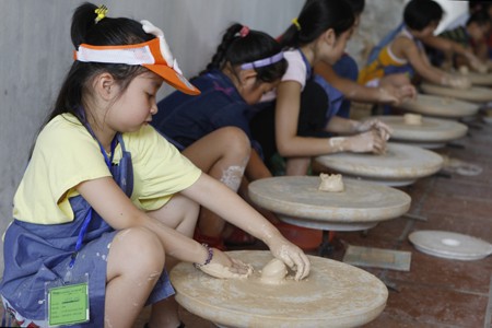 Aktivitas-aktivitas  sehubungan dengan Hari Anak-Anak Internasional (1 Juni)  di Vietnam - ảnh 4