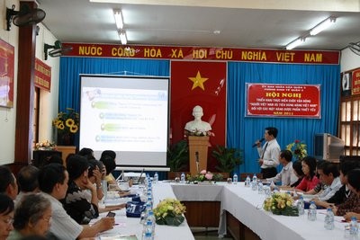 Forum “Orang Vietnam memprioritaskan penggunaan obat-obatan Vietnam” - ảnh 1