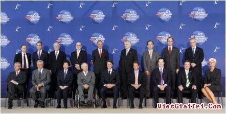  G-7 berbahas tentang krisis utang publik Eropa dan instabilitas keuangan di Amerika Serikat - ảnh 1