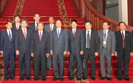 Konferensi tentang kerjasama memberantas narkotika Vietnam-Laos dan Kamboja - ảnh 1