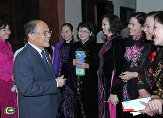 Melakukan pembaruan aktivitas legislasi Majelis Nasional Vietnam  2012 - ảnh 2