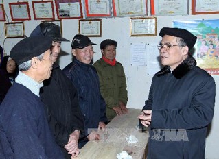 Ketua MN Vietnam  Nguyen Sinh Hung melakukan kunjungan di propinsi Bac Can - ảnh 1