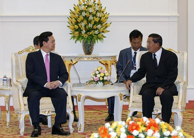 PM Vietnam Nguyen Tan Dung memberikan apresiasi atas  hasil-guna  investasi Vietnam di Kamboja - ảnh 1