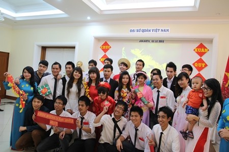 Hari Raya Tet dari komunitas orang Vietnam di Indonesia  - ảnh 1