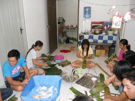 Hari Raya Tet dari komunitas orang Vietnam di Indonesia  - ảnh 2