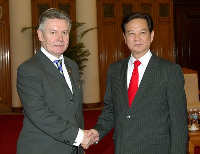 PM Vietnam Nguyen Tan Dung  menerima Komisaris Tinggi Perdagangan Uni Eropa - ảnh 1