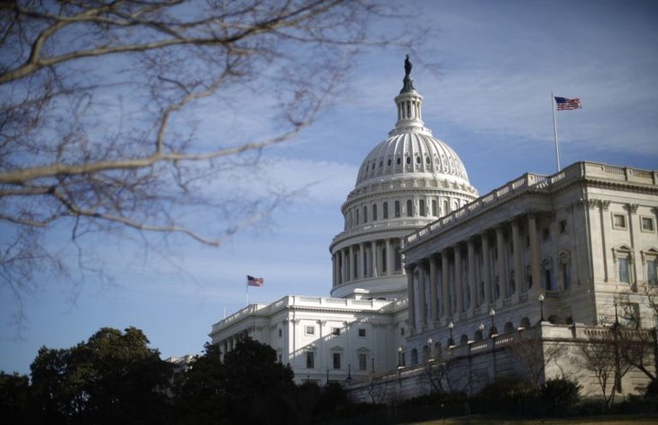 AS memberlakukan Undang-Undang pemberian anggaran keuangan Federal - ảnh 1