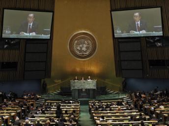 PBB mengesahkan  traktat pertama tentang pengawasan perdagangan senjata - ảnh 1