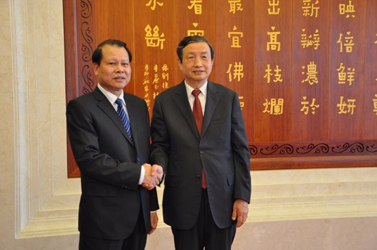 Aktivitas Deputi PM VN Vu Van Ninh di Tiongkok - ảnh 1