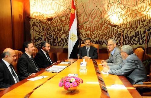 Presiden Mesir menolak ultimatum dari Tentara - ảnh 1