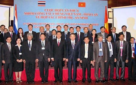 Konf. Ke-6  Kelompok kerja bersama Vietnam-Thailand tentang kerjasama politik dan keamanan - ảnh 1