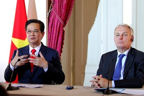 Vietnam bersedia bekerjasama dan melakukan investasi dengan Perancis di bidang-bidang unggulan - ảnh 1
