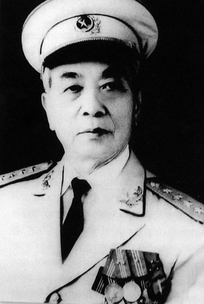 Jenderal Vietnam, Vo Nguyen Giap,  Panglima Umum Legendaris dari Tentara Rakyat Vietnam telah wafat - ảnh 1