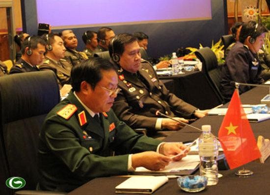 Konferensi ke-10  Panglima  Angkatan Udara ASEAN - ảnh 1