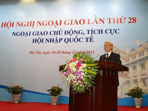Diplomasi Vietnam  berinisiatif dan aktif melakukan integrasi internasional - ảnh 1