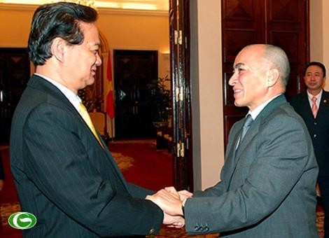 PM Vietnam, Nguyen Tan Dung mengakhiri dengan baik kunjungan di Kamboja - ảnh 1