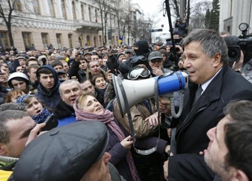 Ukraina setelah pergolakan politik: tantangan- tantangan yang ada - ảnh 1