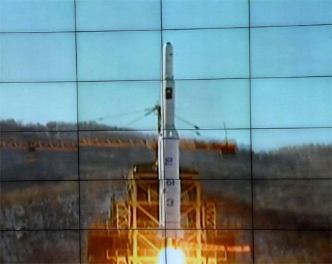 Reaksi AS dan Republik Korea setelah RDR Korea  meluncurkan percobaan rudal - ảnh 1