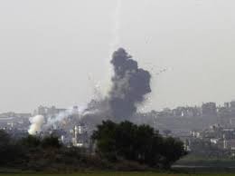 Israel terus melakukan serangan udara terhadap jalur Gaza - ảnh 1
