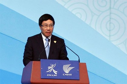 Memperkuat kerjasama ekonomi , perdagangan ASEAN-Tiongkok - ảnh 1