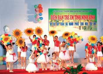 Penjelasan tentang masa liburan akhir tahun ajar di sekolahan umum di Vietnam - ảnh 2