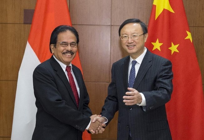 Tiongkok dan Indonesia sepakat memperhebat kerjasama ekonomi   - ảnh 1