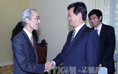 PM Vietnam, Nguyen Tan Dung menerima Presiden Bank BTMU, Jepang - ảnh 1