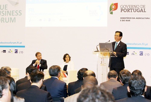  PM Nguyen Tan Dung  menghadiri Forum Ekonomi Kelautan Lisabon - ảnh 1