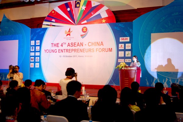 Vietnam menghadiri Forum ke-7 Wirausaha Muda ASEAN- Tiongkok - ảnh 1