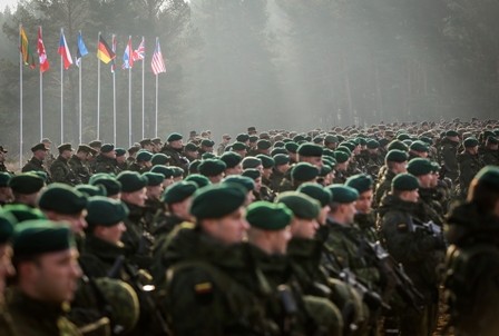 NATO melakukan latihan perang berskala besar di Latvia dan Lithuania - ảnh 1