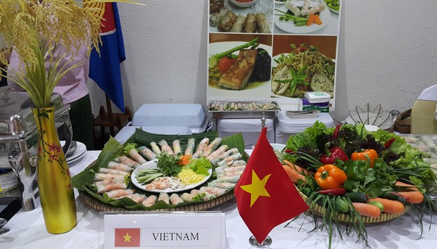 Festival Kuliner dengan tema: “ Komunitas ASEAN dengan para sahabat” - ảnh 1