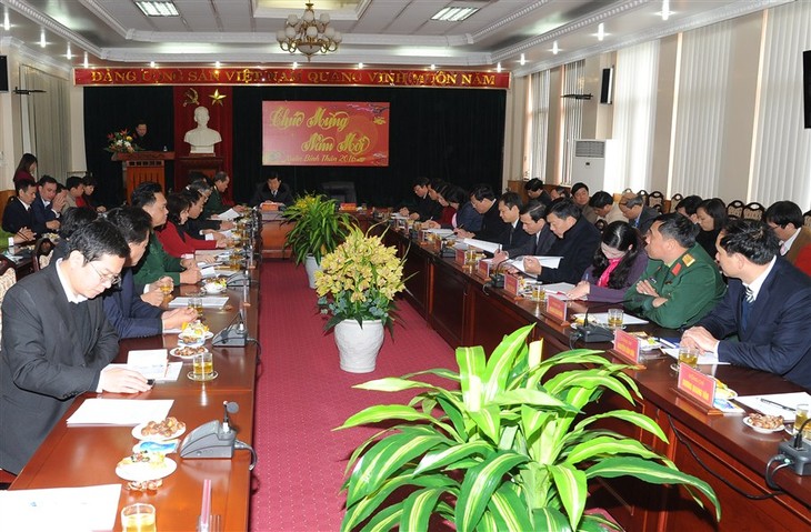 Presiden Vietnam, Truong Tan Sang mengunjungi dan melakukan kunjungan kerja di propinsi Cao Bang - ảnh 1