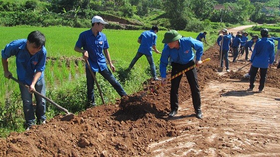 Baju hijau Pemuda propinsi Quang Ninh  pada bulan  pemuda relawan - ảnh 1