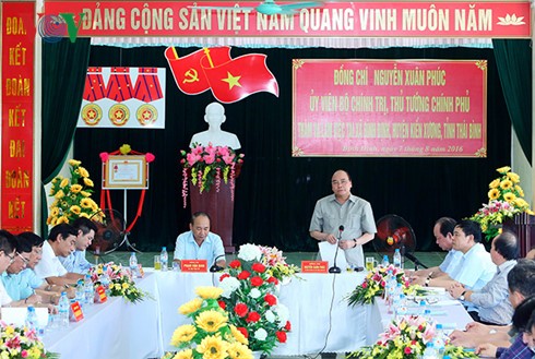 PM Vietnam, Nguyen Xuan Phuc melakukan kunjungan kerja di propinsi Thai Binh - ảnh 1