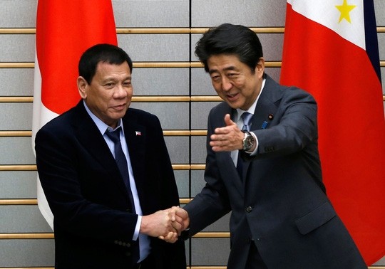 Memperkokoh hubungan kemitraan strategis Jepang-Filipina - ảnh 1