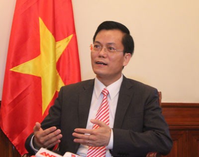 Kerjasama ekonomi dan perdagangan  menjadi titik berat bagi hubungan Vietnam- AS - ảnh 1