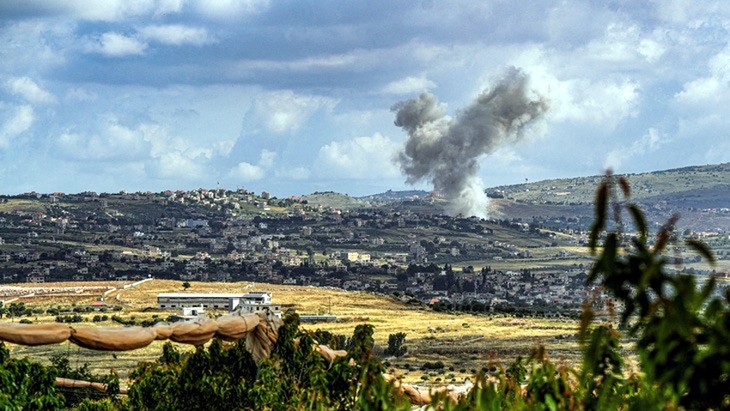 Israël mène une attaque en profondeur dans le territoire libanais - ảnh 1