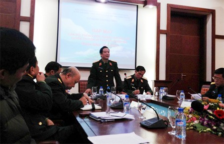 Вьетнам активизирует пропаганду обезвреживания оставшихся после войны бомб и мин - ảnh 1