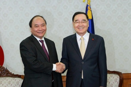 Расширение всеобъемлющего сотрудничества между Вьетнамом и Республикой Корея - ảnh 1